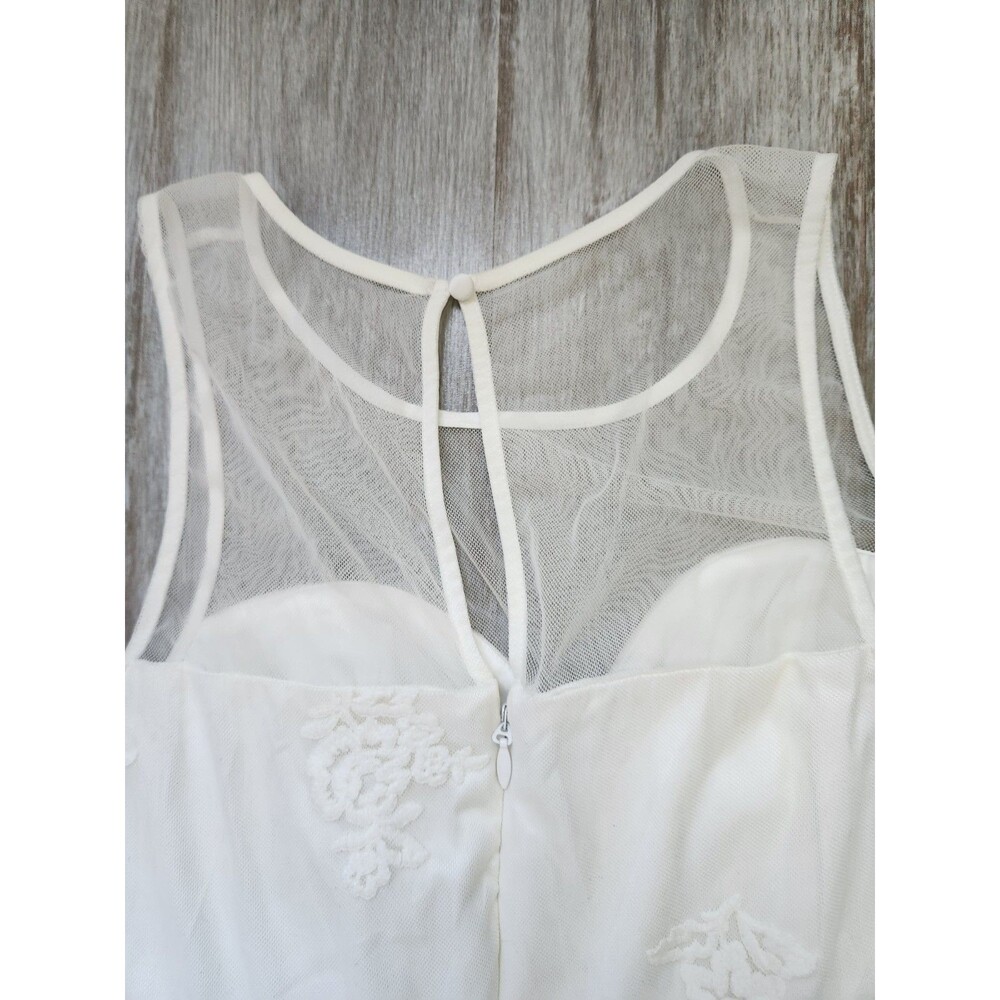 NWT Torrid Ivory Lace Dress  14 Sleeveless Special Occasion Floral Mesh Overlay - Picture 13 of 13